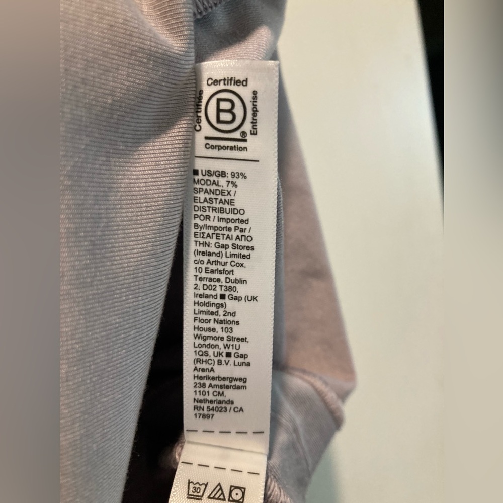 Athleta T-shirt - Picture 6 of 7